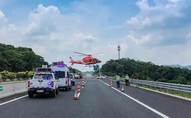 昌乐高速公路汽车救援案例